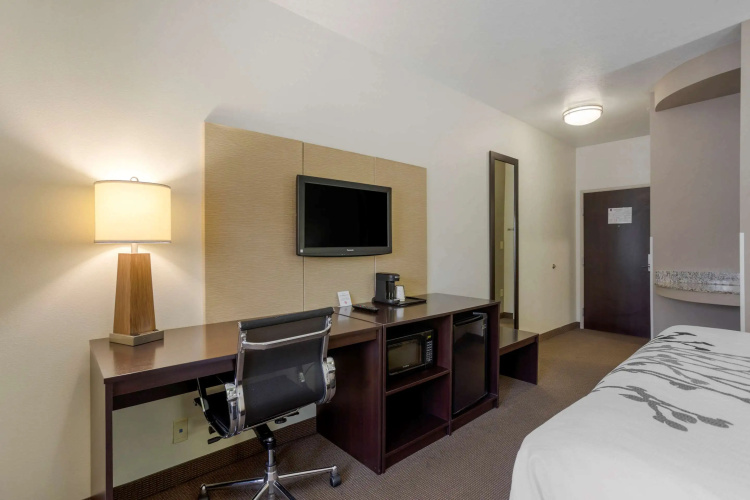 Sleep Inn & Suites Cave City