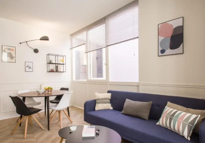 2 Bedrooms Apartment
