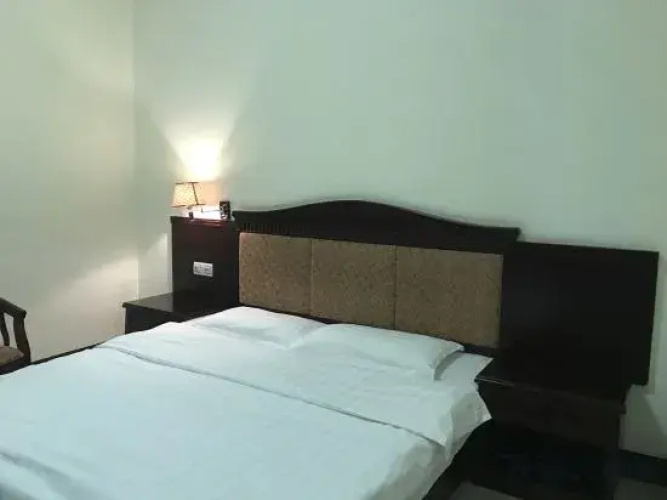 Tiandong Shuangzi Hotel