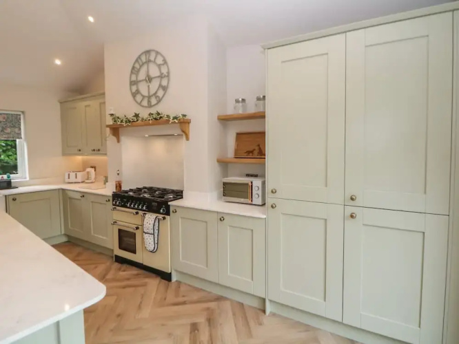 Netherdale House