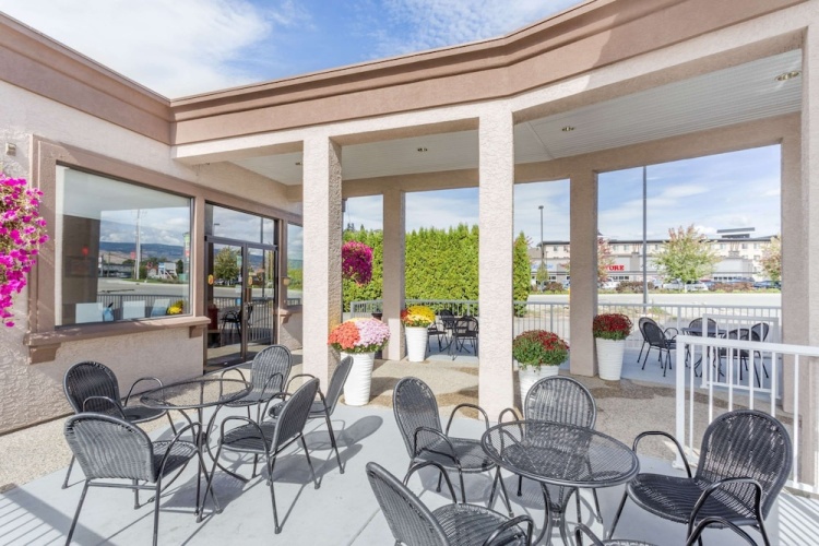 Super 8 Kelowna Bc photo 19
