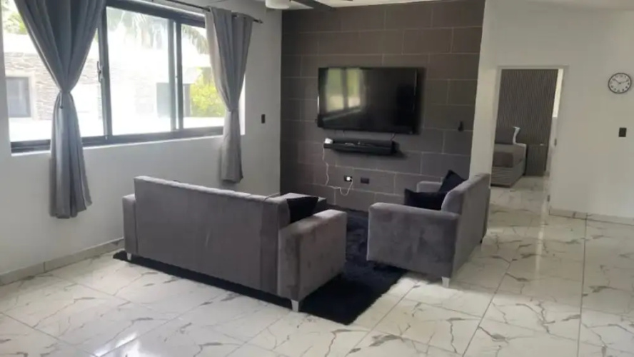 Level Suites #3 Premium Suite