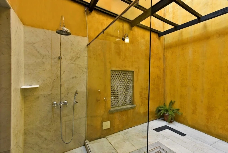 2 Bedrooms Suite