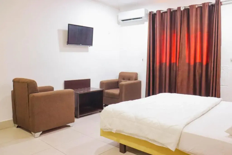 hotel Brazza