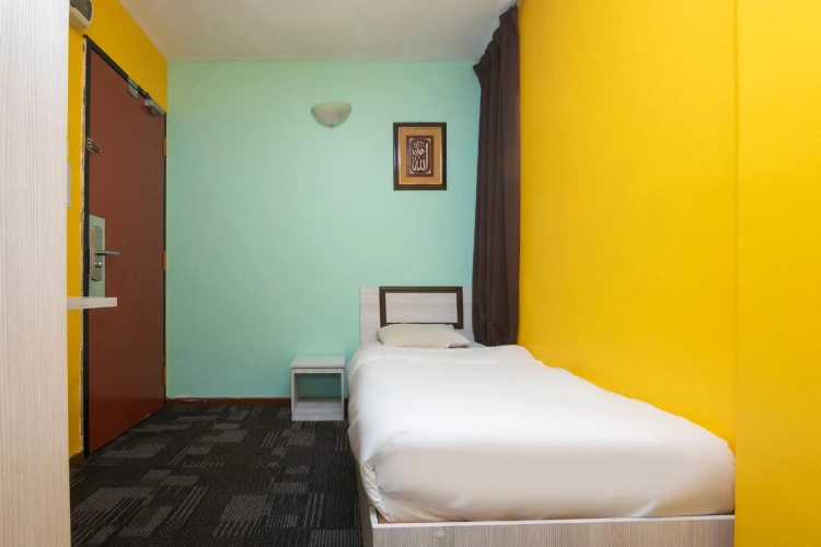 Deluxe Single room