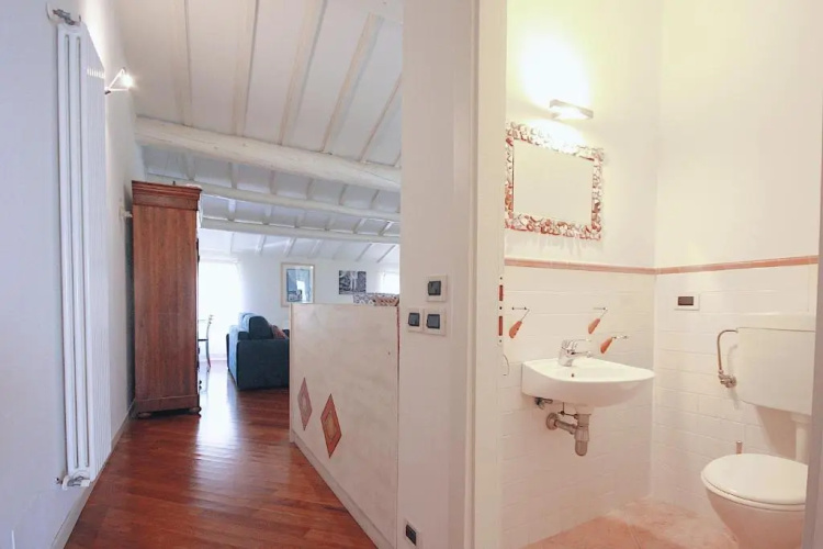 Bianco Apartment
