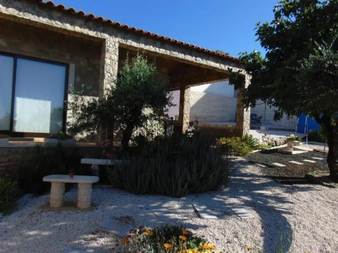 2 Bedrooms Cottage with balcony and with view