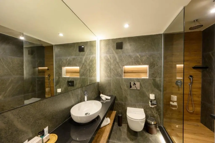 2 Bedrooms Apartment