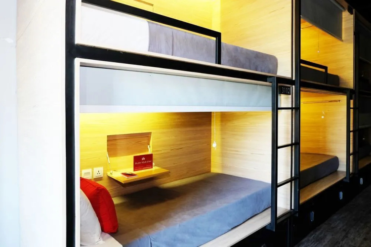 ZEN Hostel Gubeng Station