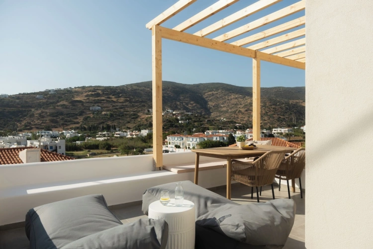 Comfort Triple room with balcony and with city view
