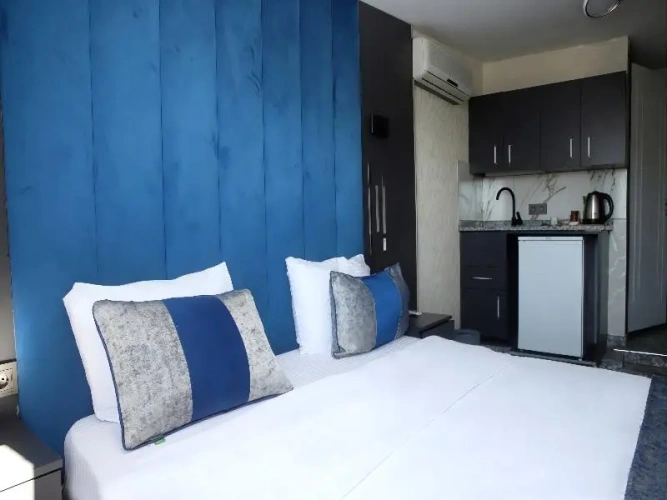 Standard Triple room with balcony