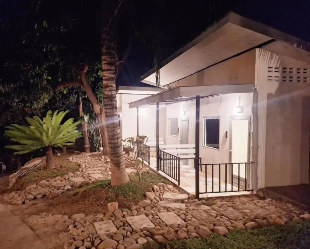 Deluxe Triple room with balcony and with courtyard view