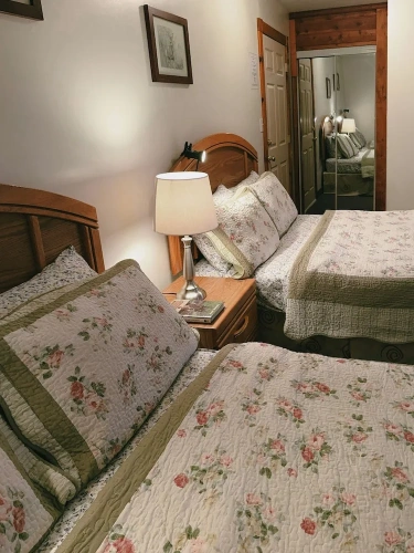 Classic Quadruple room