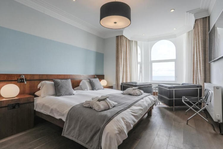 Business room with sea view