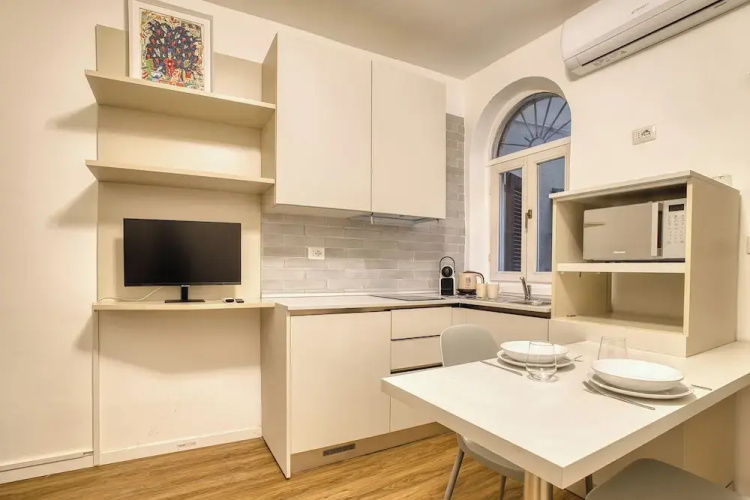 Compact studio near the City Centre