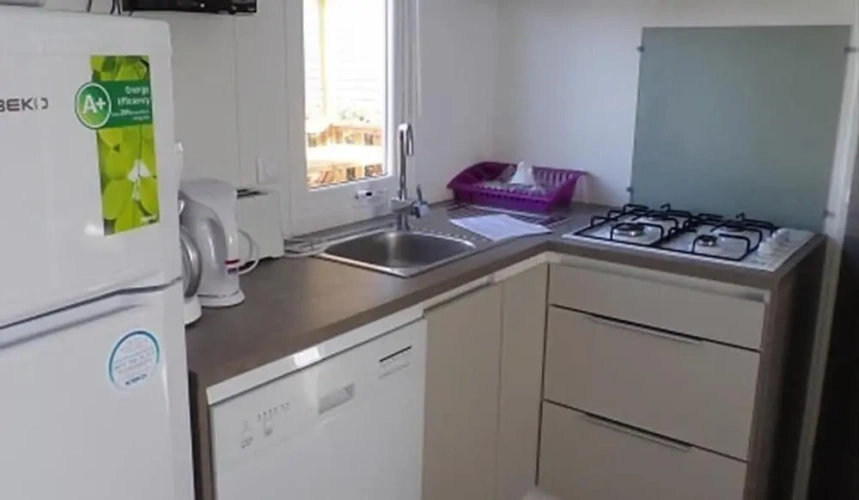 3 Bedrooms Comfort room