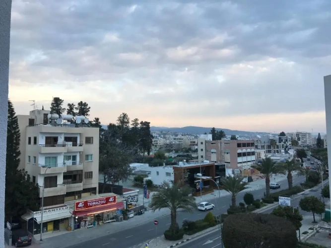 1 Bedroom Apartment with mountain view