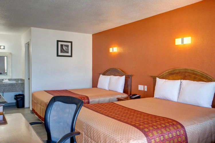 Motel 6 Branson, MO