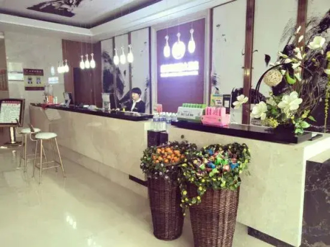 Venice International Hotel
