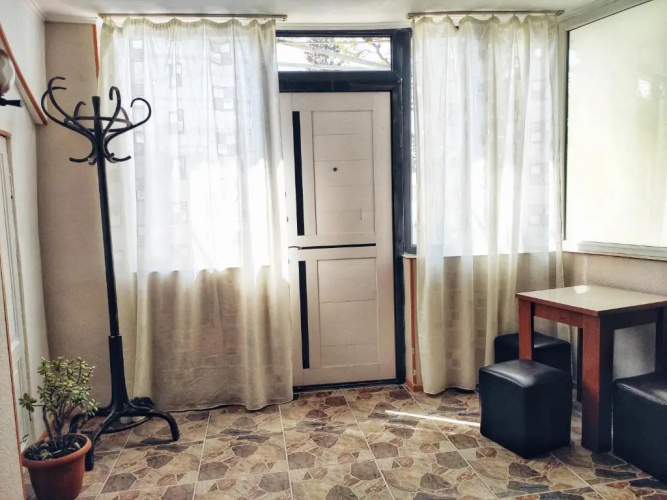 Guesthouse TTT-1