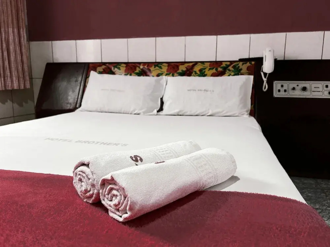 Hotel Brothers
