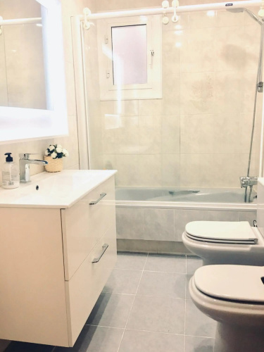 Apartamento BCN con balcón