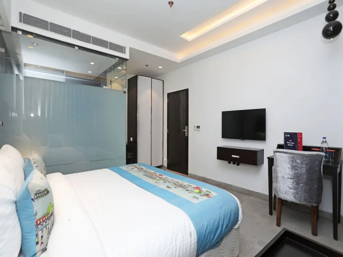 OYO 11071 Hotel Tisya
