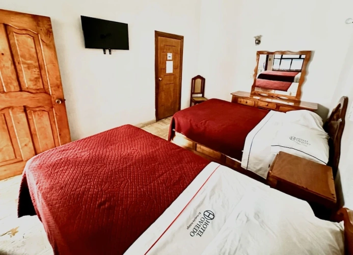 Standard Triple room
