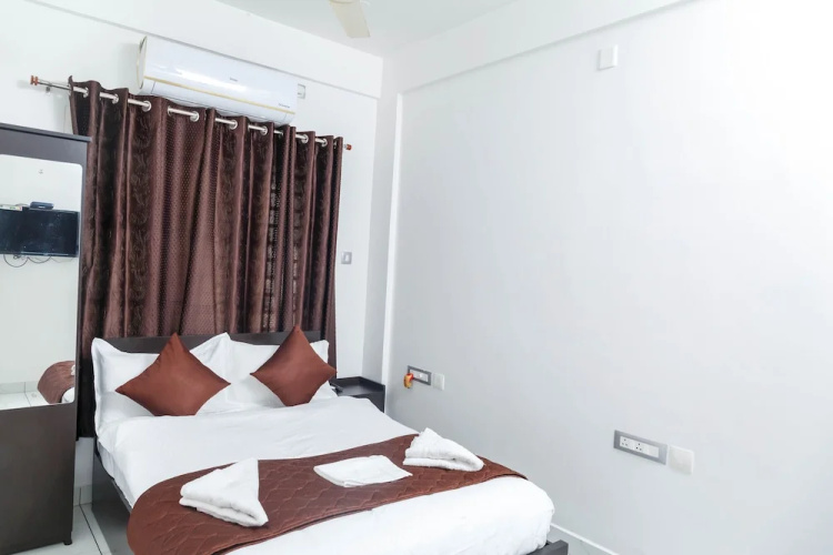 Guest West Inn