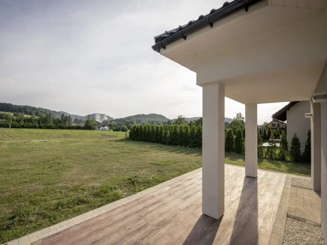 Spacious Villa in Cisownica With Terrace