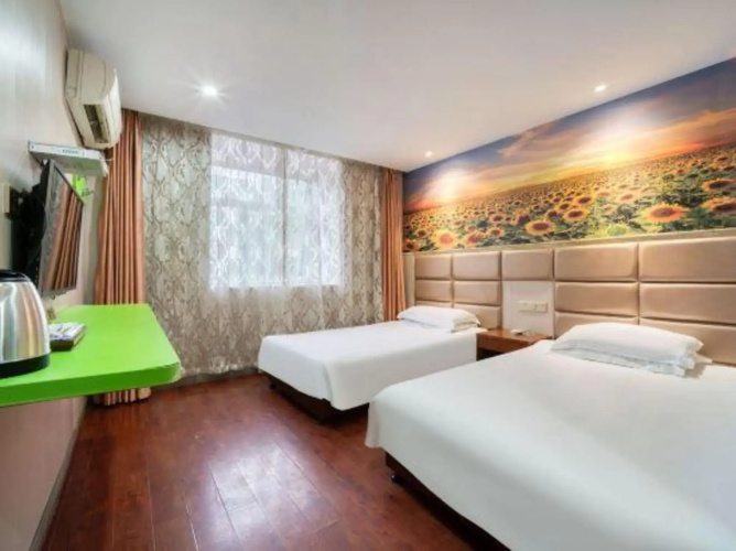 Kuocang Express Hotel