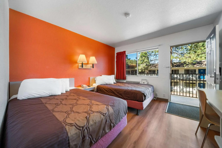 Motel 6 Big Bear Lake, CA