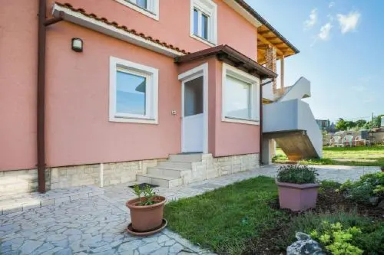 Apartments CHUDE