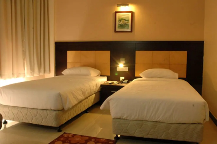 Hotel Mirabel