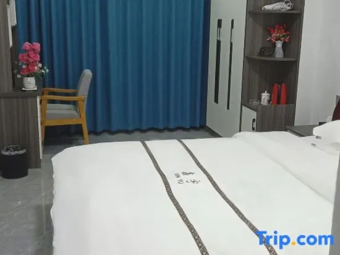 1 Bedroom Suite