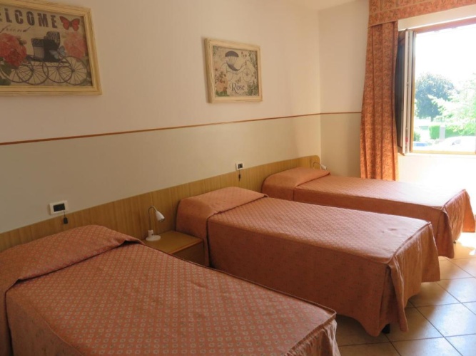 Standard Single room