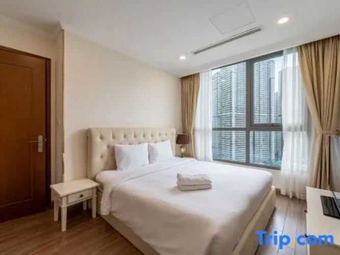 3 Bedrooms Apartment