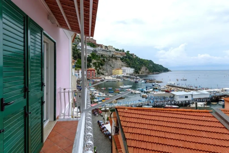 Deluxe Double room with balcony and with sea view