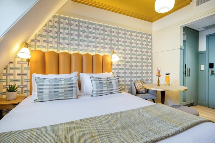 Classic room