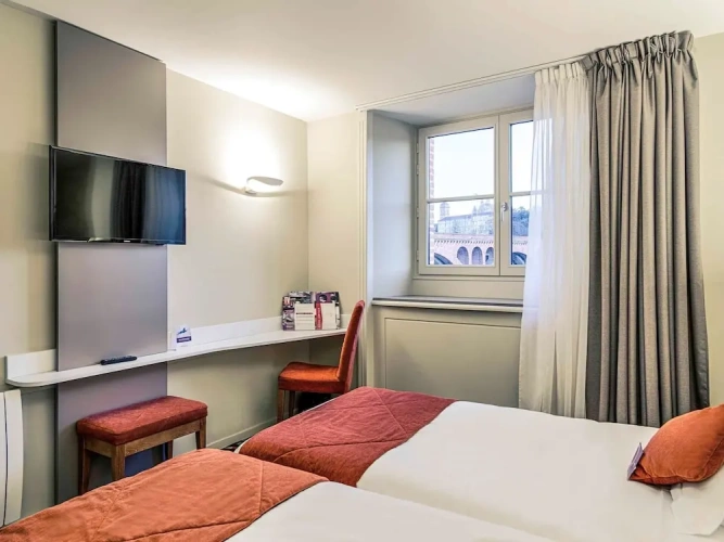 Classic Twin room