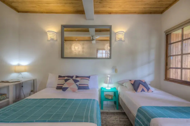 Hotel Guiones