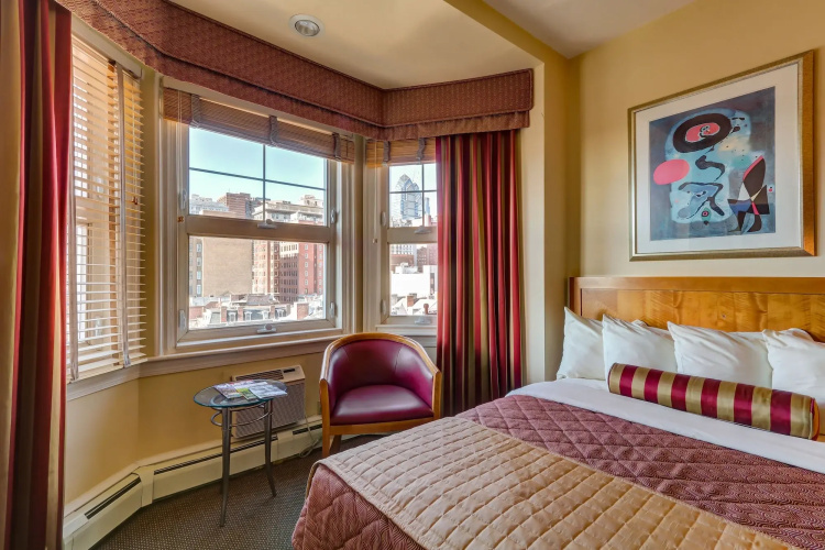 Alexander Inn