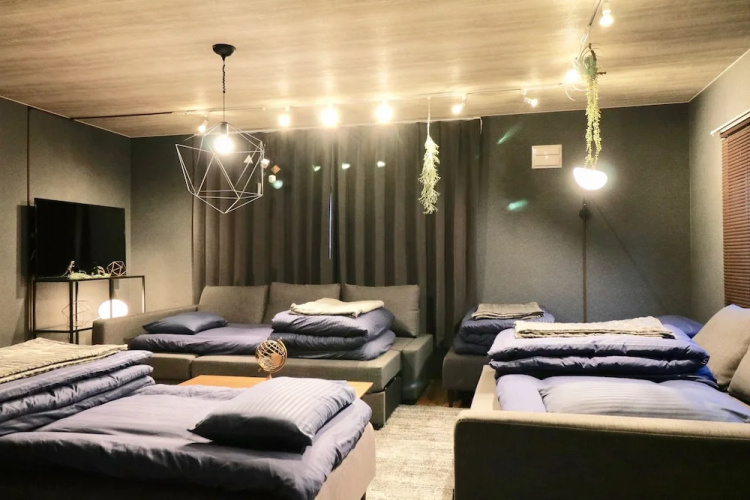 Hiragishi House 2f