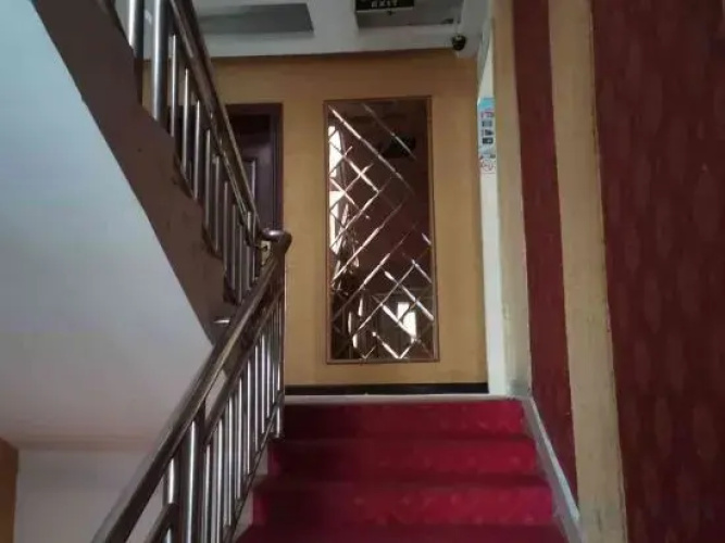 Aiju Business Hotel