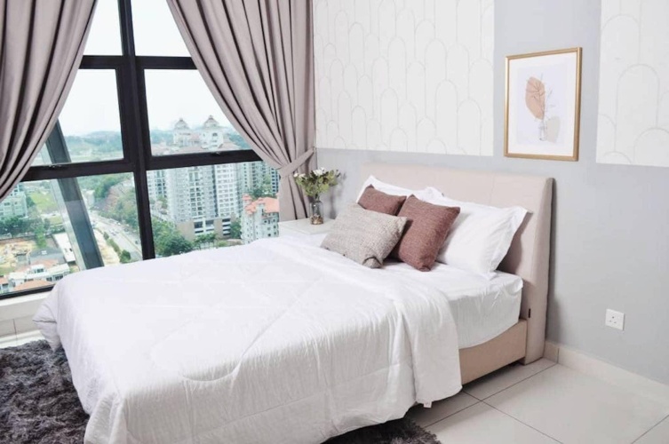 2 Bedrooms Apartment