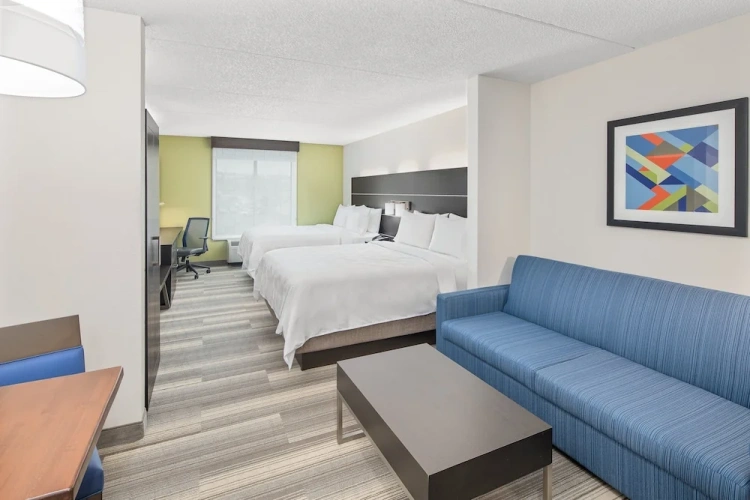 Quadruple Suite