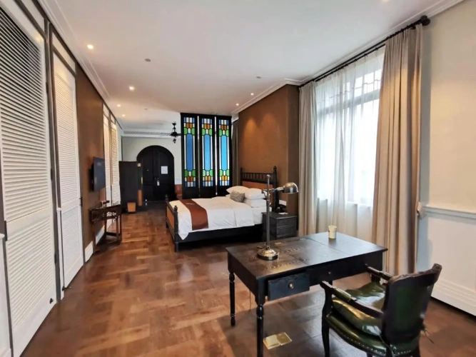 Standard Suite