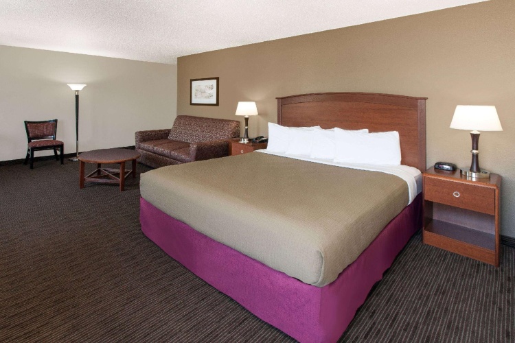 Deluxe Double Suite