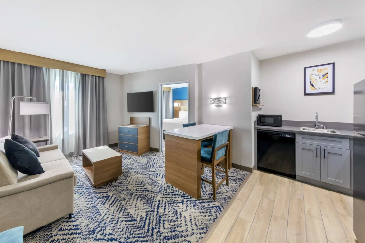 Double Suite