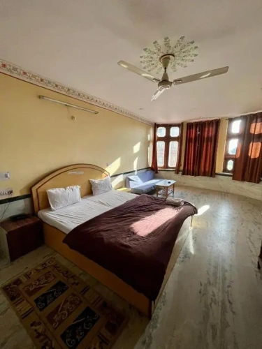 Deluxe Family room